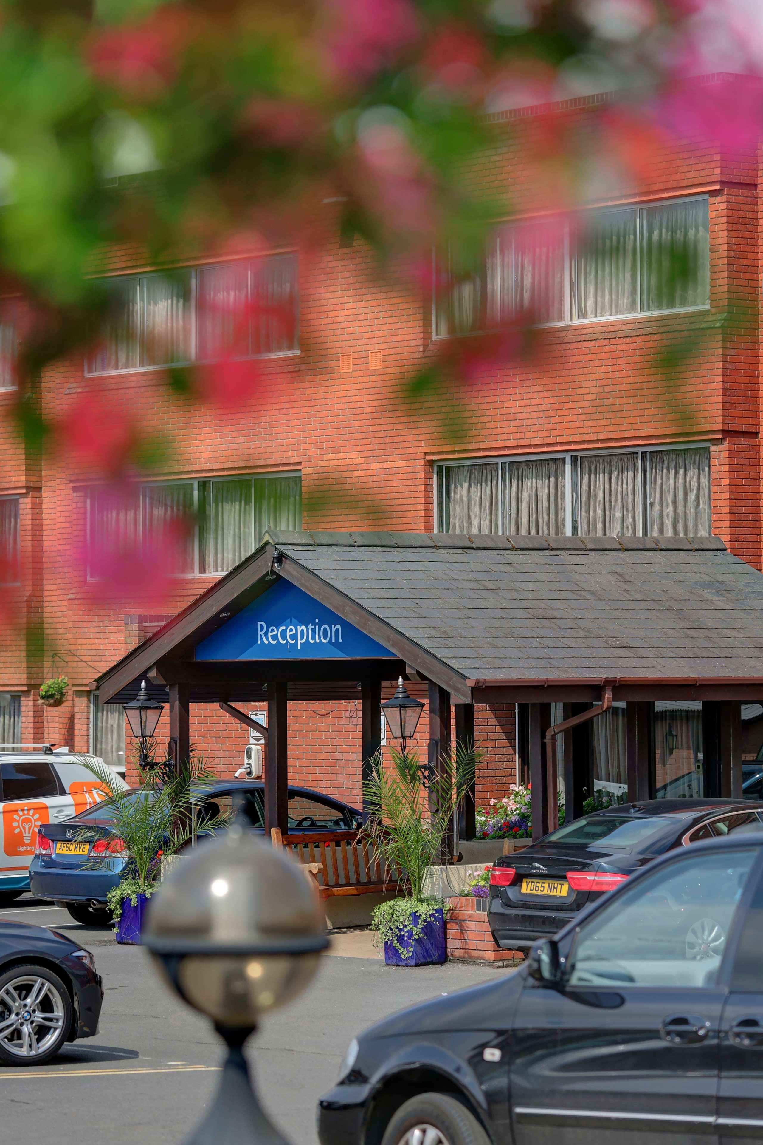 Best Western Heath Court Hotel Newmarket  Exterior photo